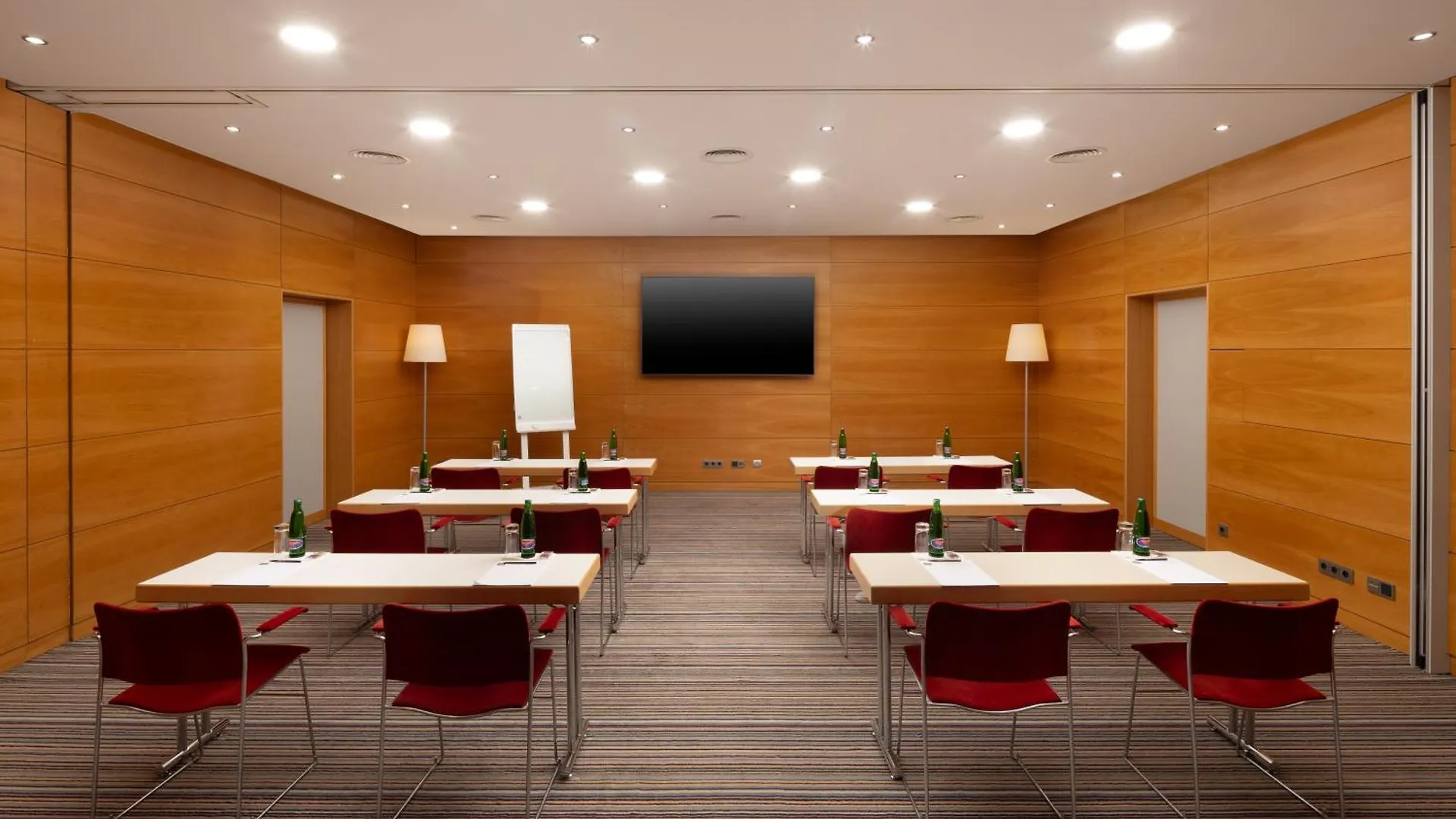 K+K Hotel Fenix Prague 4*,