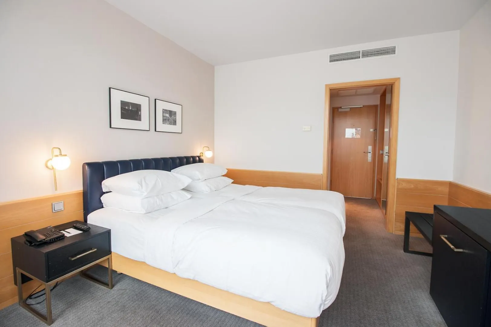 K+K Hotel Fenix Πράγα